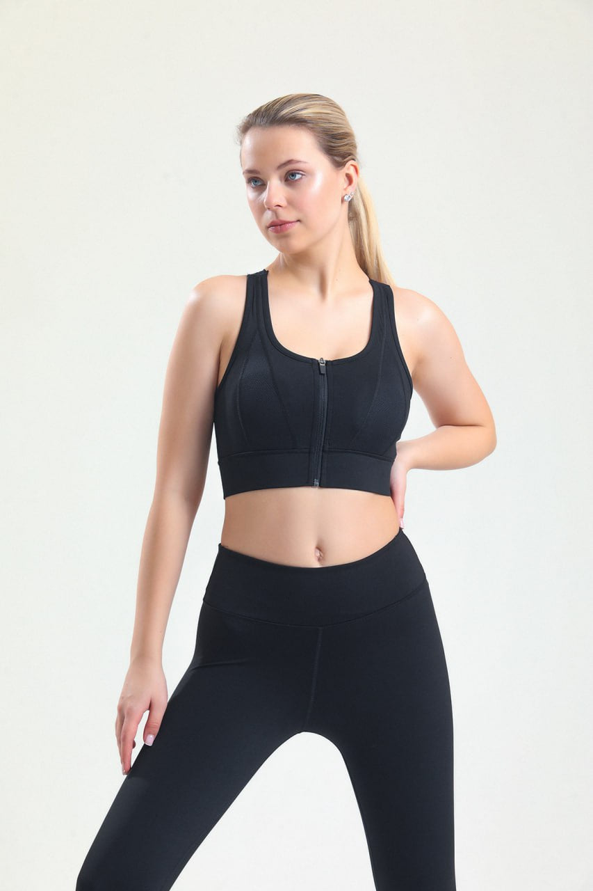 Zip-up sports bra